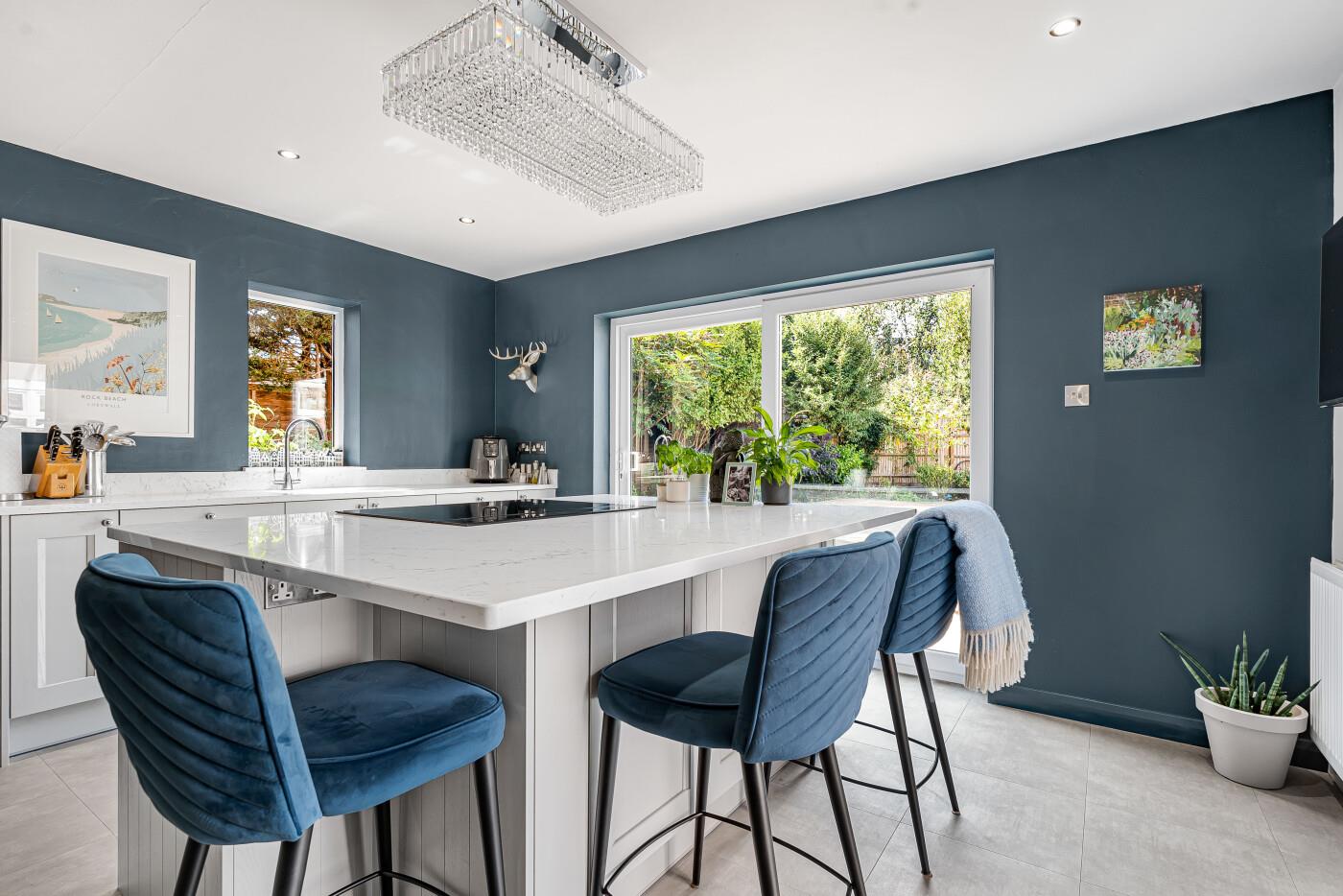 4 bed property in Cherry Tree Close, Henley-On-Thames